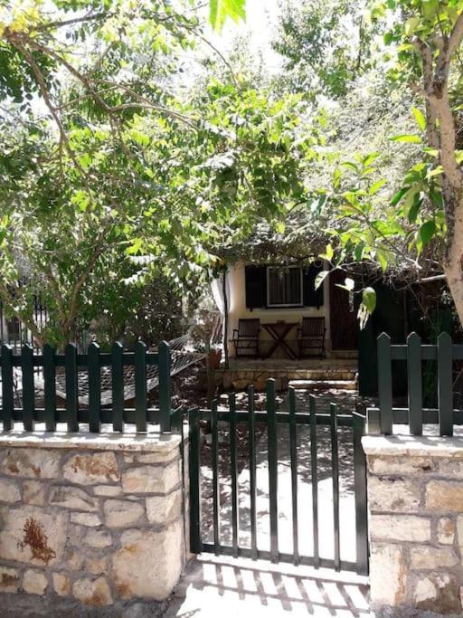 Apartamento Casa Natasa Oziás Exterior foto